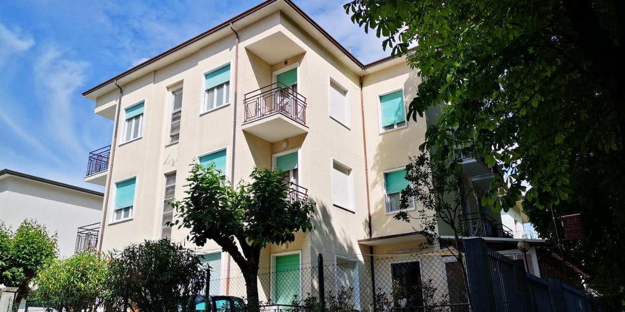 Villa Antonietta Rooms & Coffee Cesenatico Ngoại thất bức ảnh