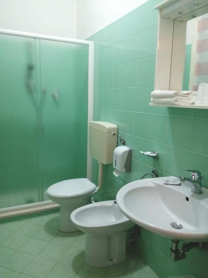 Villa Antonietta Rooms & Coffee Cesenatico Ngoại thất bức ảnh